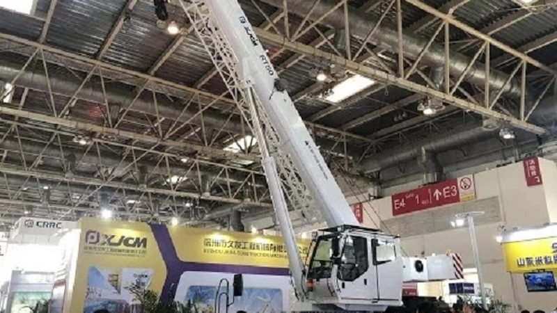 小型平地机进口品牌推荐