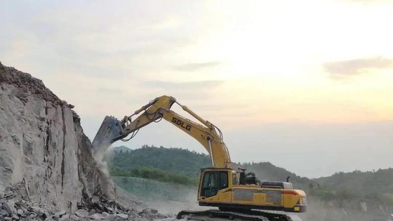 装载机装车效率如何提升？揭秘关键因素